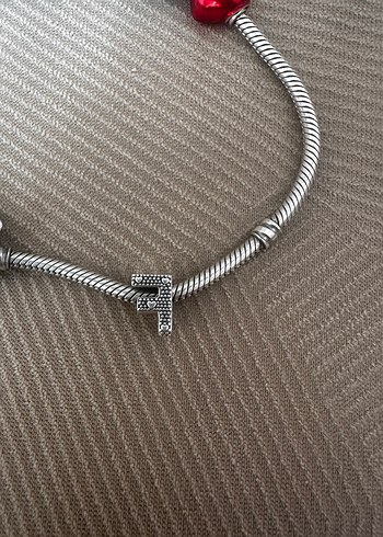Beden Pandora ale damgalı Gümüş F Harfi Charm