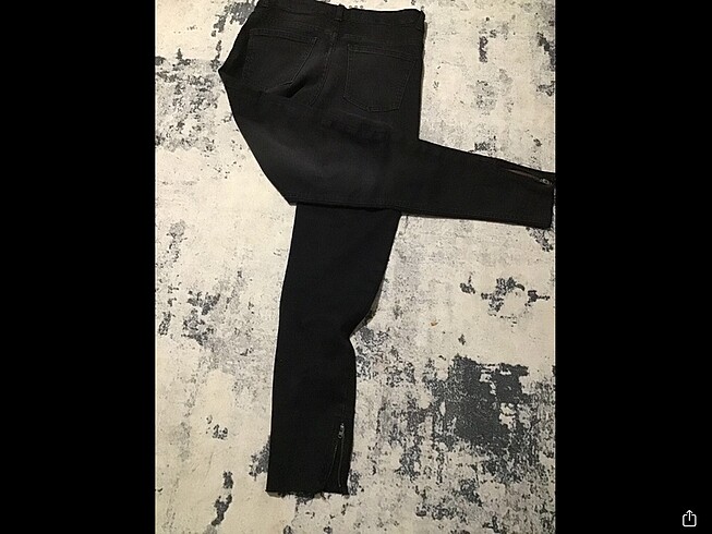 36 Beden siyah Renk İpekyol likralı jeans pantolan