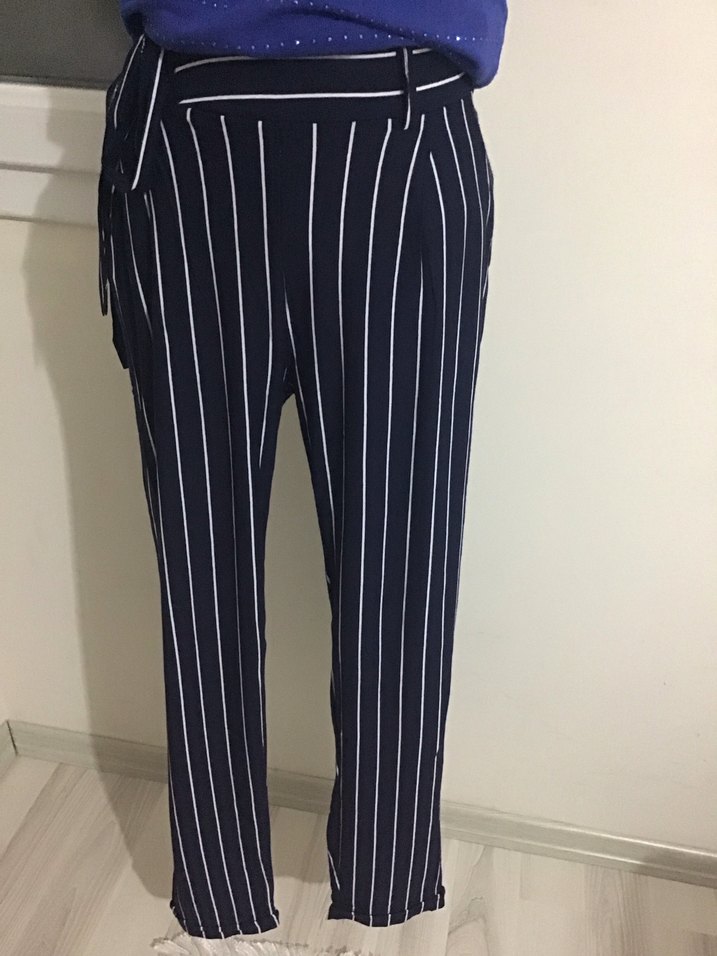 Kemerli Lacivert Çizgili Kadın Denim Pantolon - Görsel 2