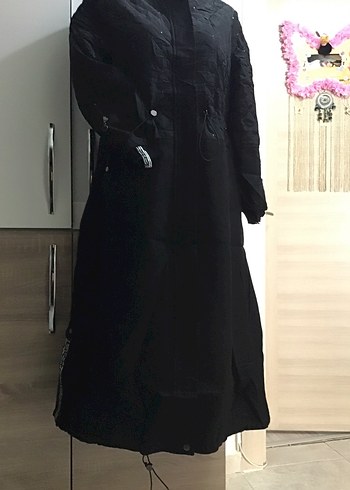 Siyah Uzun Kadın Gotik Silky Kaban - Görsel 4