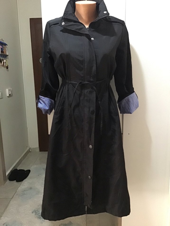 Kemerli Siyah Uzun Kadın Trençkot - Görsel 4