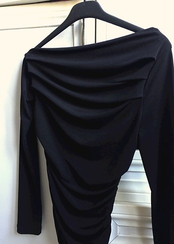 Drapeli Düşük Yaka Bluz Üst - Görsel 3