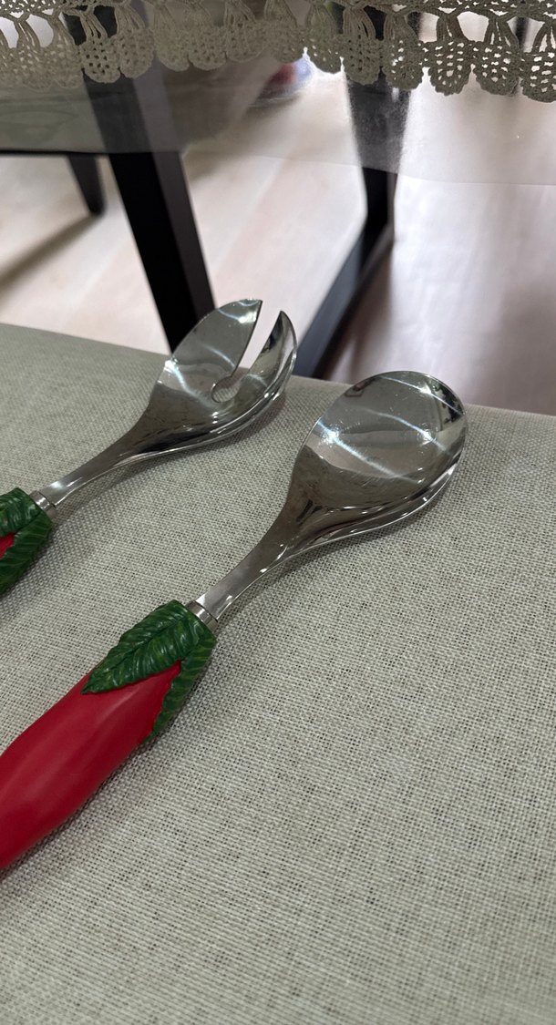 Kırmızı Biber Saplı Renkli Salata Kaşığı Seti - Görsel 2