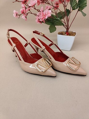 38 Beden Valentino topuklu ayakkabı