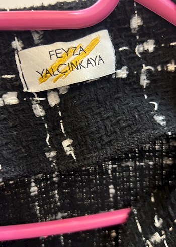 Kadın Siyah Ekoseli Uzun Düğmeli Kaban - Görsel 2