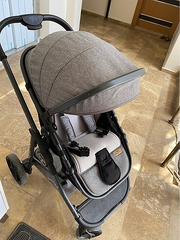 Action Baby Carries Bebek arabası