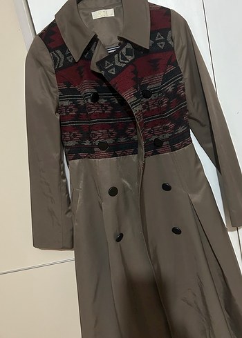 Düğmeli Bohem Tarzı Kadın Trençkot - Görsel 3