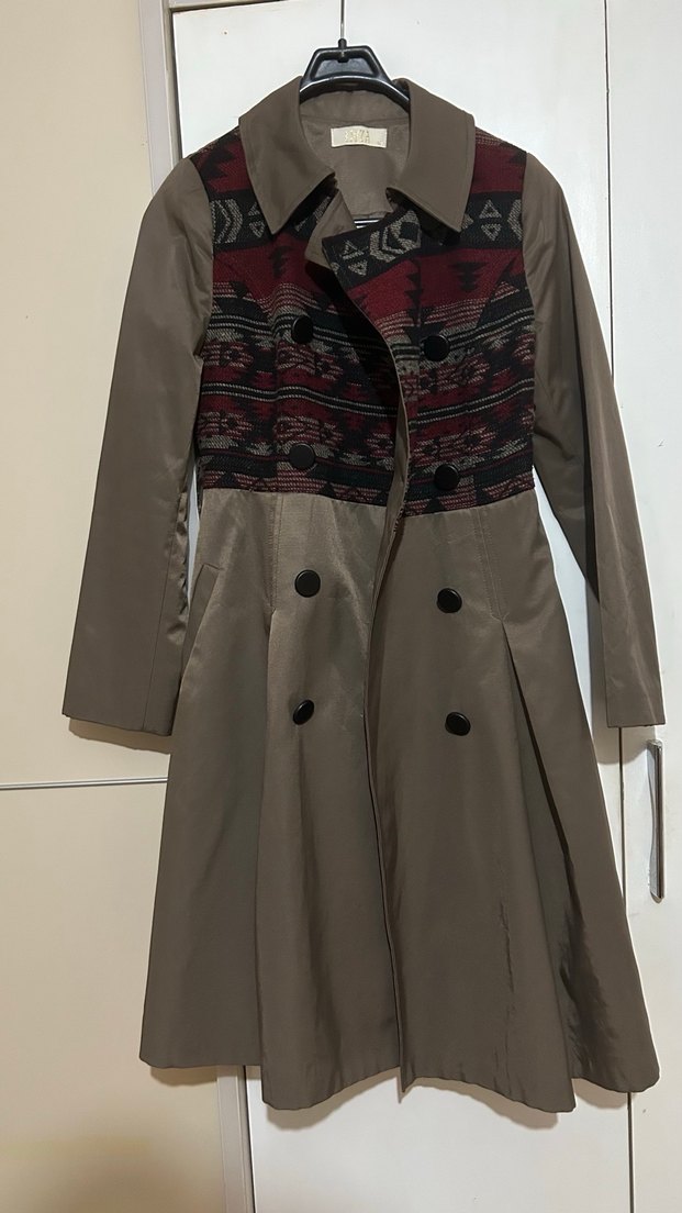 Düğmeli Bohem Tarzı Kadın Trençkot - Görsel 2