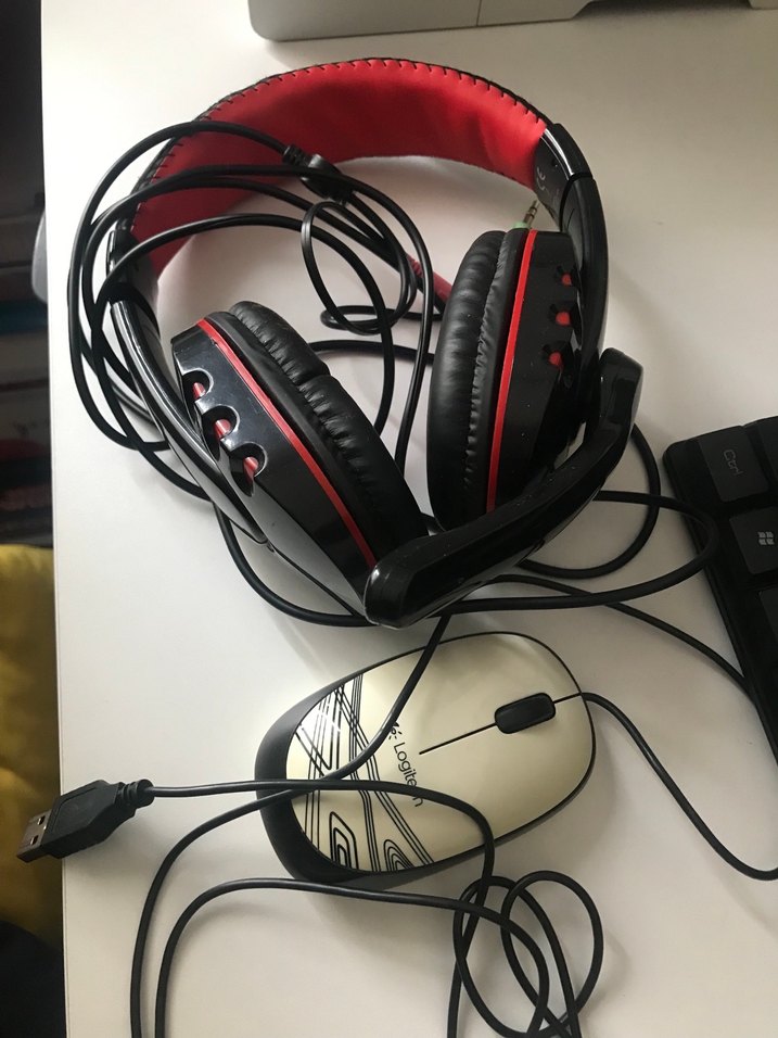 ÇALIŞMAYAN MİKROFONLU KULAKLIK VE MOUS - Görsel 2