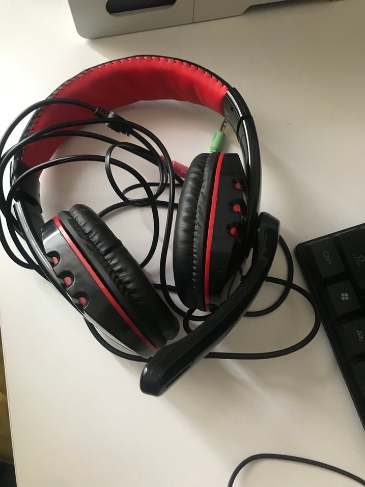 ÇALIŞMAYAN MİKROFONLU KULAKLIK VE MOUS - Görsel 4