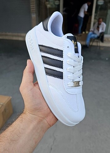 Adidas Kadın Sneaker Ayakkabı