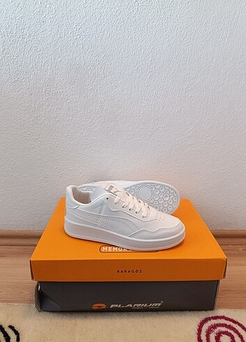 40 Beden beyaz Renk Puma Spor Ayakkabı