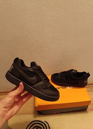 Nike Retro Spor Ayakkabı