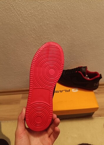 37 Beden Nike Retro Kadın Spor Ayakkabı