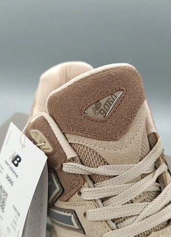 37 Beden kahverengi Renk New Balance 9060