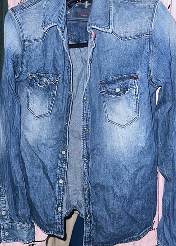 Düğmeli Mavi Denim Kadın Gömlek