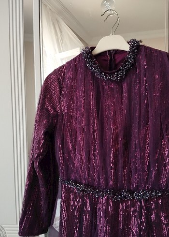 Mor İşlemeli Uzun Kollu Uzun Abiye Elbise - Görsel 2