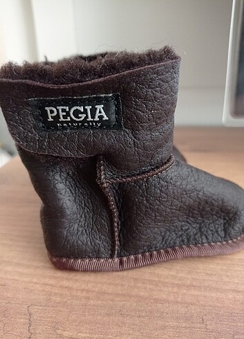 Pegia bebek patik 