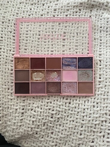 Huda Beauty Technic far paleti