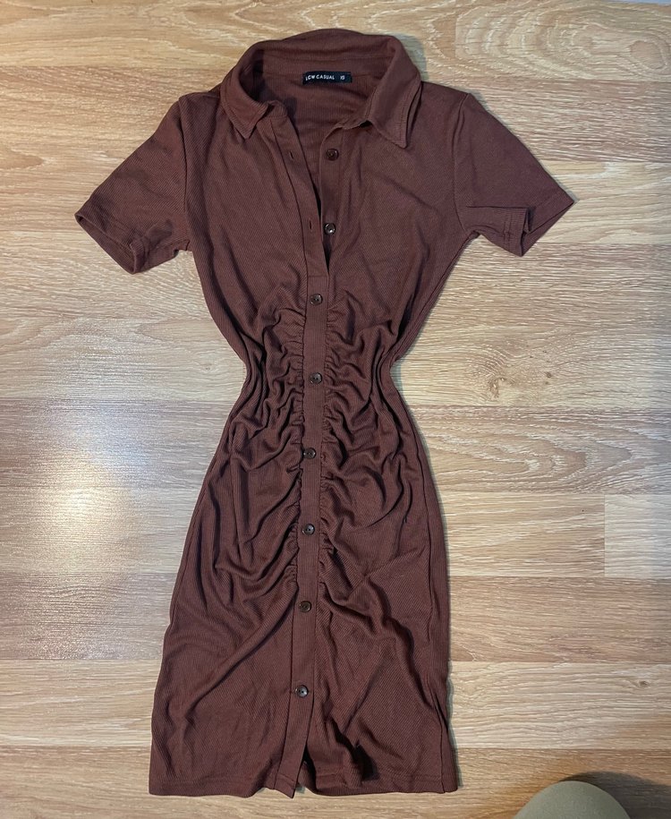 Düğmeli Kahverengi Kısa Kollu Fit Elbise - Görsel 2