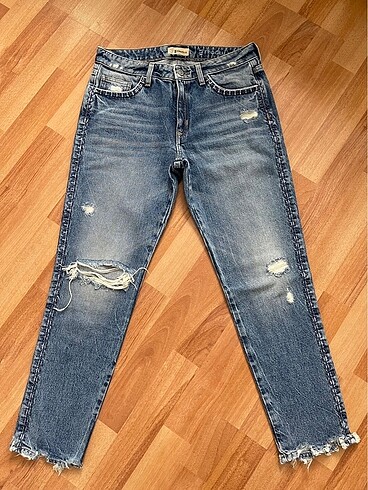 Mom jeans