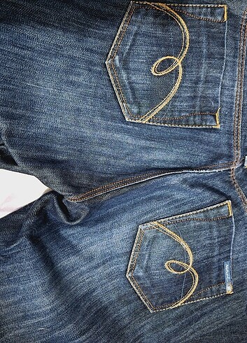 28 Beden lacivert Renk Mavi jeans 
