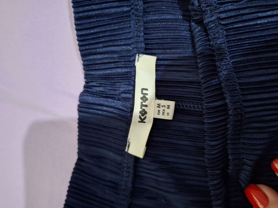 Koton marka lacivert Renkli yırtmaçlı etek - Görsel 2