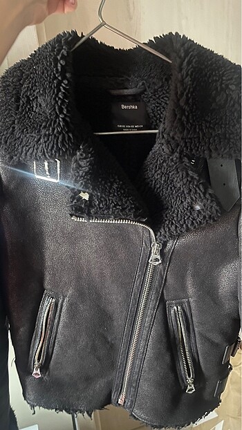 bershka mont