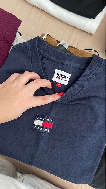 tommy tisort