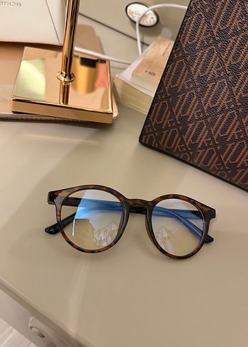 Kadın Gözlüğü - Görsel 3