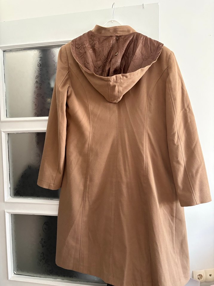 Kadın Kaşe - Görsel 3