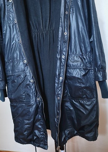 Siyah Koton Kadın Kapüşonlu Yağmurluk Parka Bel Lastikli - Görsel 5