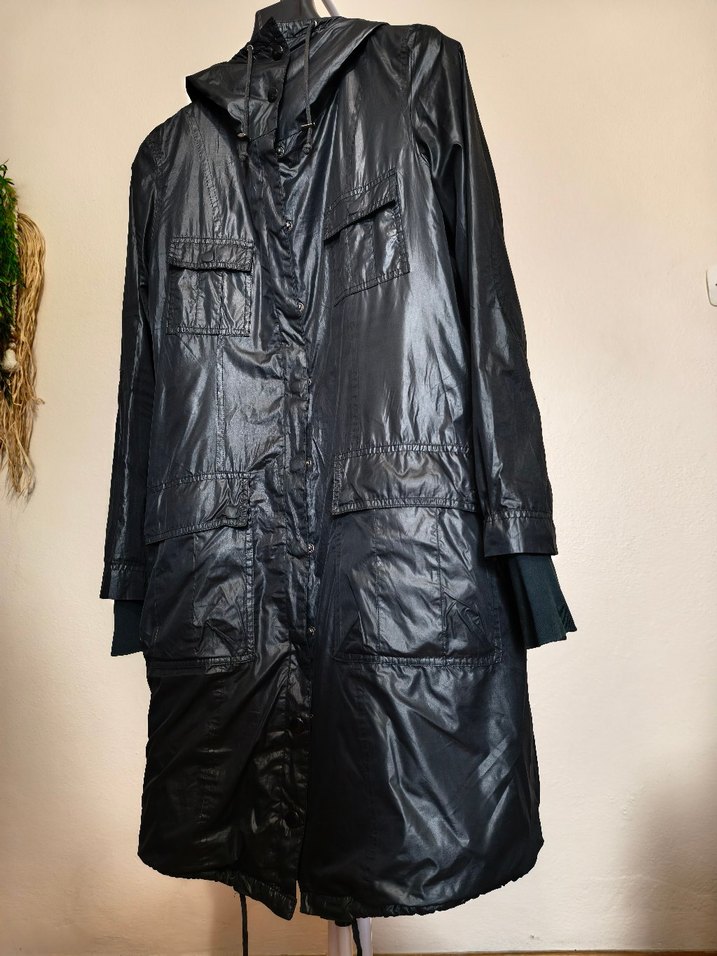 Siyah Koton Kadın Kapüşonlu Yağmurluk Parka  Bel Lastikli - Görsel 3