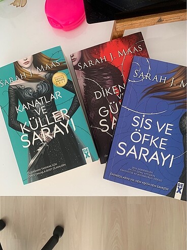 Dikenler ve güller sarayı serisi