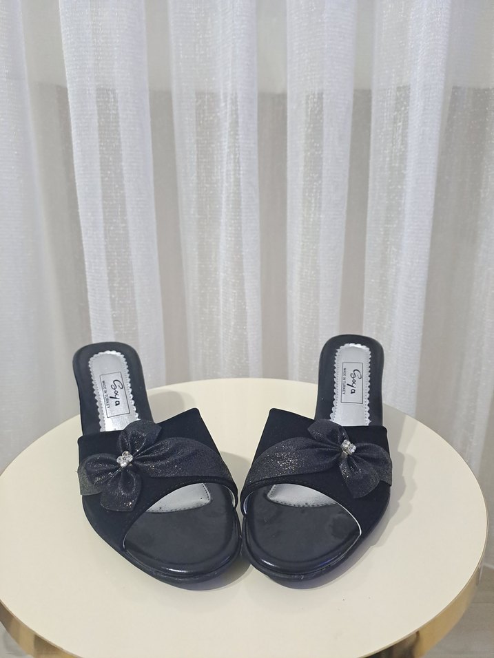 Dolgu Topuklu Terlik 0 Ürün - Görsel 2