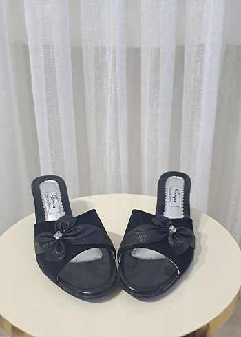 Dolgu Topuklu Terlik 0 Ürün - Görsel 2