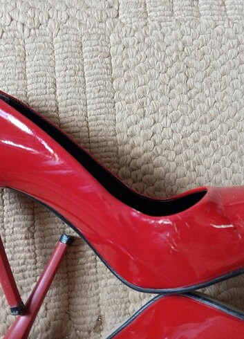 36 Beden kırmızı Renk Kırmızı rugan ince topuklu stiletto 36 numara