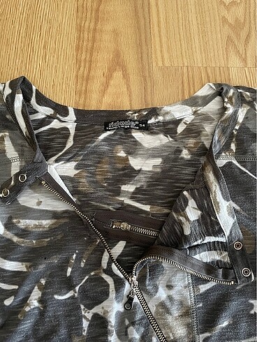 52 Beden Ridade marka tshirt