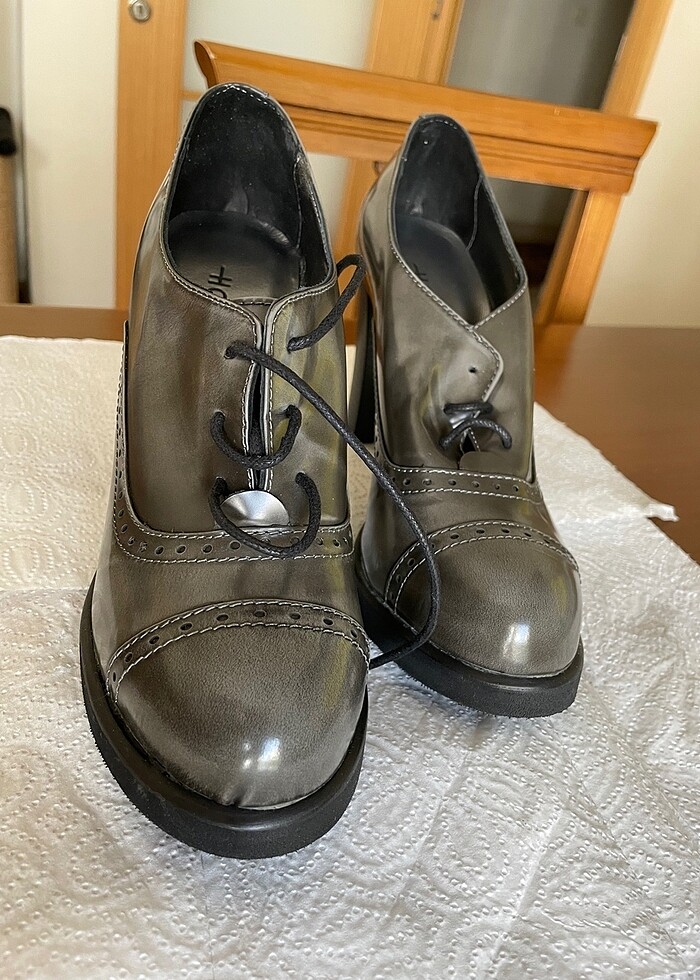 Hotiç marka ayakkabı - Görsel 2