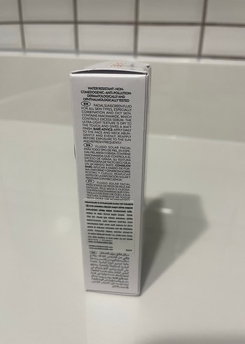 Babe Super Fluid Sunscreen Mattifying SPF50 50 ml - Görsel 5