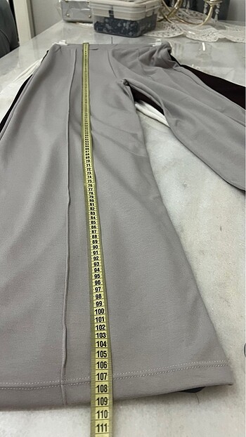 Zara Pantolon 40/42/44 uyumlu