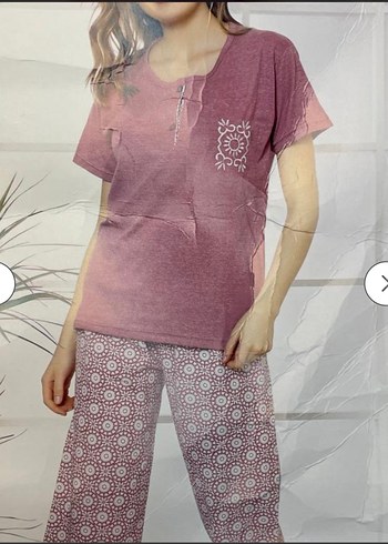 Pembe Batik Desenli Kısa Kollu Kadın Pijama Takımı
