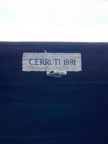 38 Beden siyah Renk Cerruti 1881 Jean / Kot %70 İndirimli.