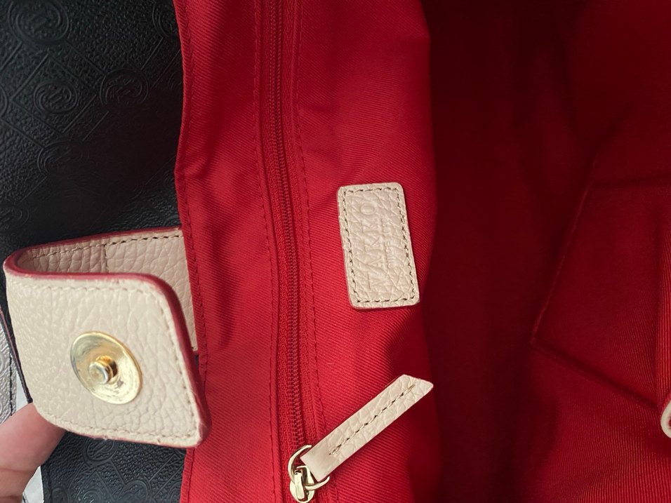 Vakko Siyah Deri Monogram Kadın Omuz Çantası - Görsel 5