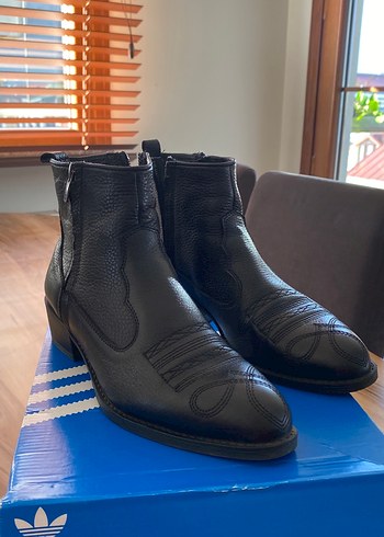 Neslihan Canpolat 39