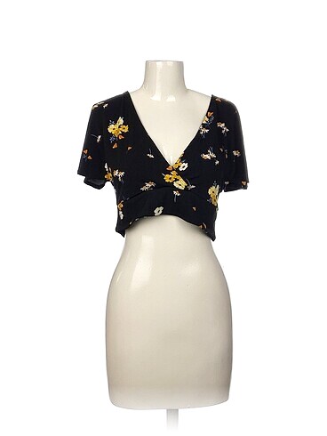 H&M Bluz %70 İndirimli.
