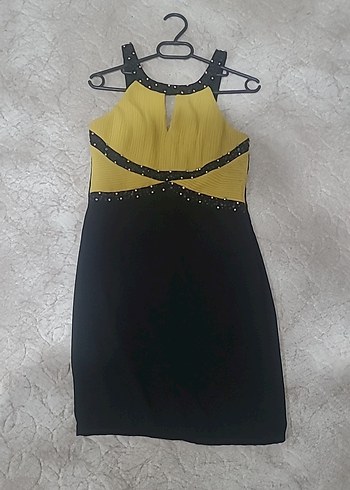 Sarı Siyah Pileli Midi Abiye Elbise - Görsel 2