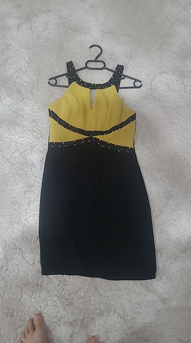 Sarı Siyah Pileli Midi Abiye Elbise - Görsel 2