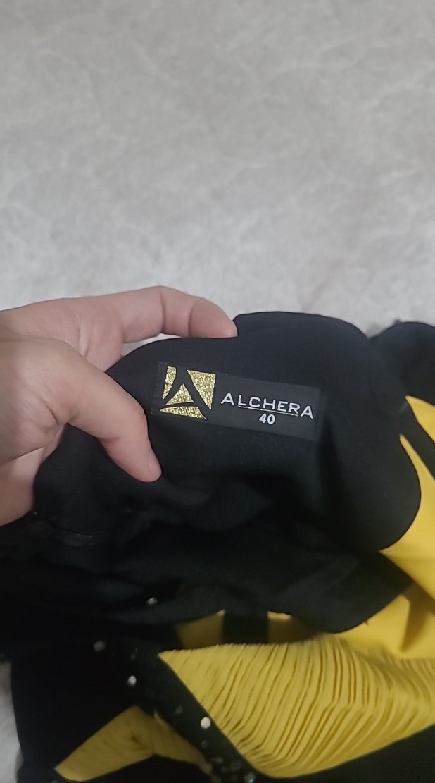 Sarı Siyah Pileli Midi Abiye Elbise - Görsel 5