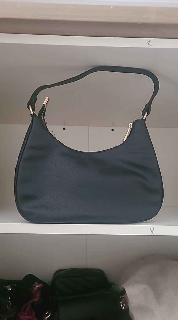 İnci Siyah Deri Tokalı Kadın Çanta - Görsel 3